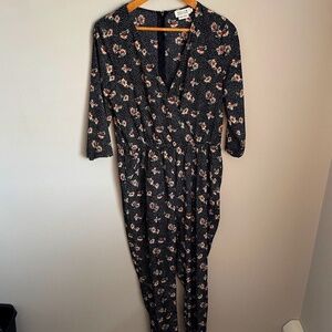 Molly Bracken 3/4 Sleeve Black 1/2 Zip‎ Flower Print V-neck Jumpsuit Size Large
